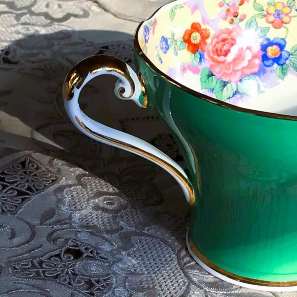 AYNSLEY Tea Cup & Saucer, Green, Cabbage Rose, Bone China, England Pattern B5304 - Picture 6 of 15